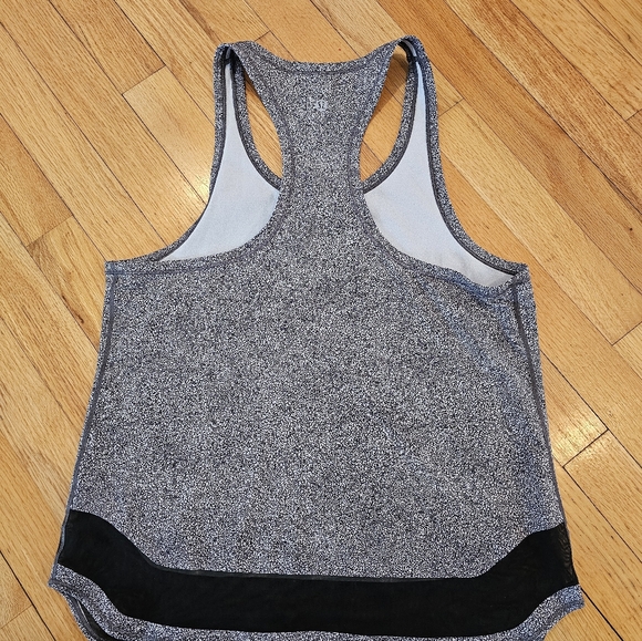 Lululemon Athletica Tank - Picture 4 of 5